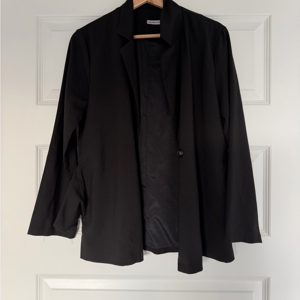 Black Single-Button Blazer